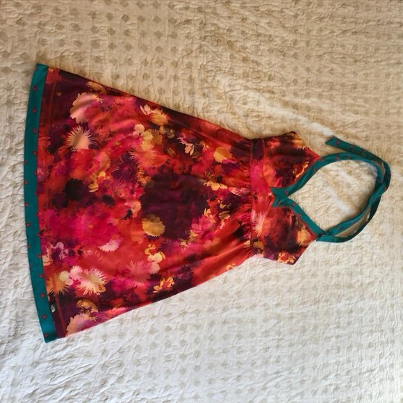 The north face summer adventure dress - Picture 2 of 4